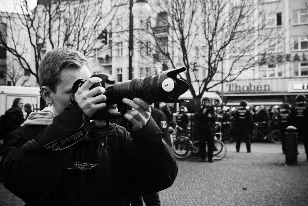 Links recht demonstration politics left right NPD berlin