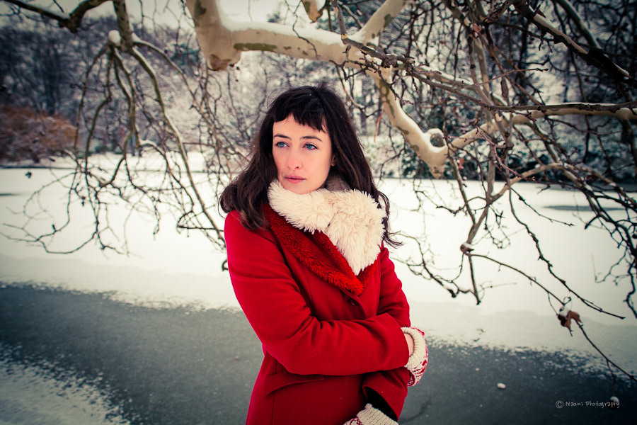 © Naomi Photography. Jennie-Jane Monnaie actress portrait snow winter Paris