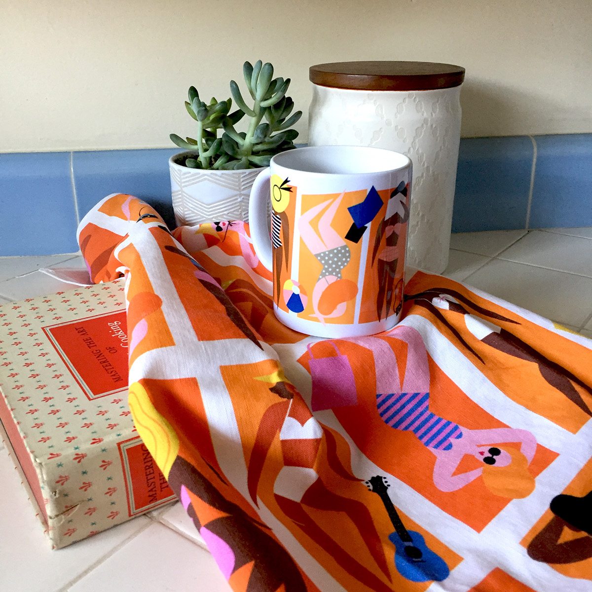 ILLUSTRATION  tea towel Mug  design product design  textile beach Sun swim surface design