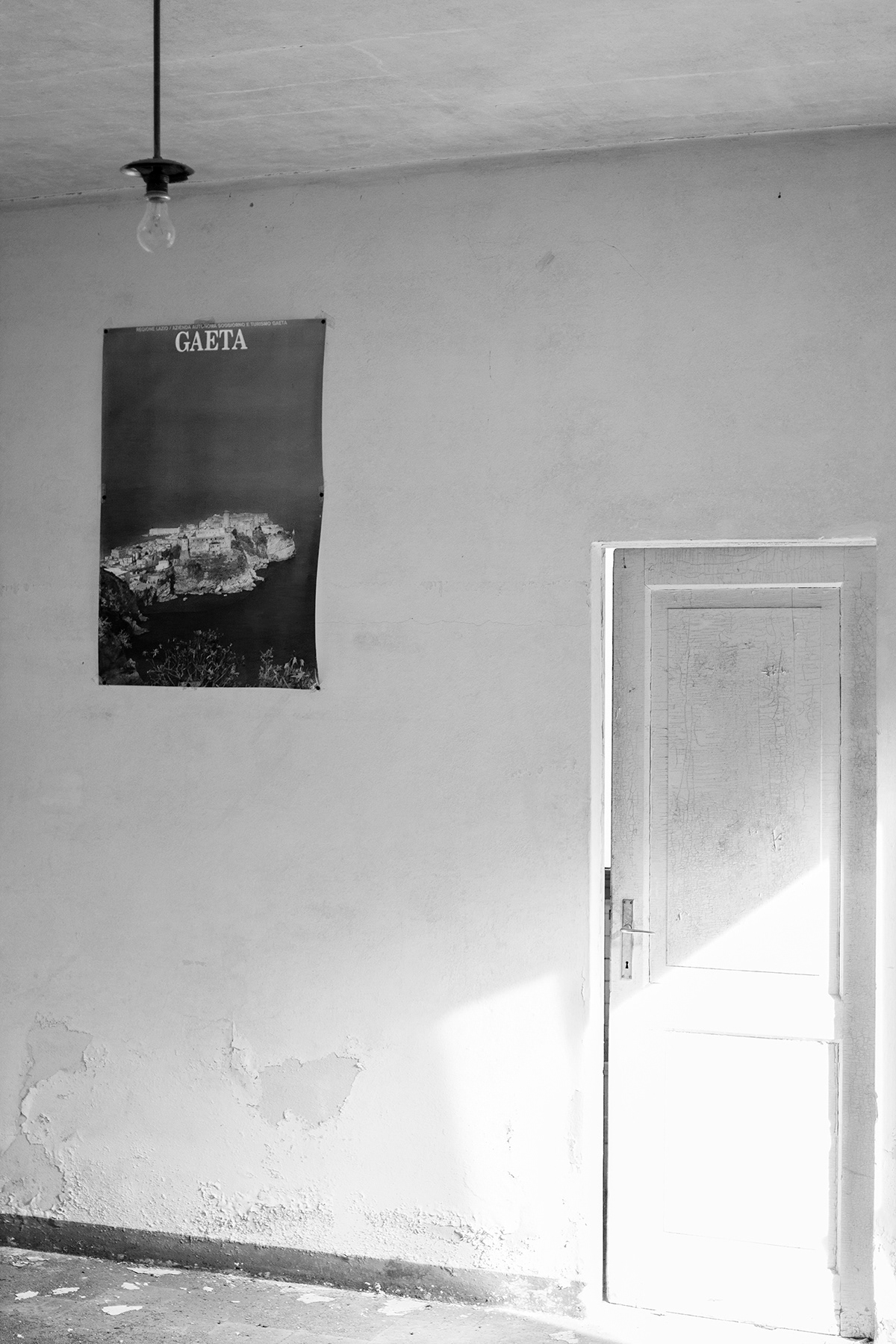 NC ND TT pierluigi claudino ospedale al mare lido di Venezia Venice venezia black and white bianco e nero camera film DSLR camera festival della giudecca festival arte Della Giudecca