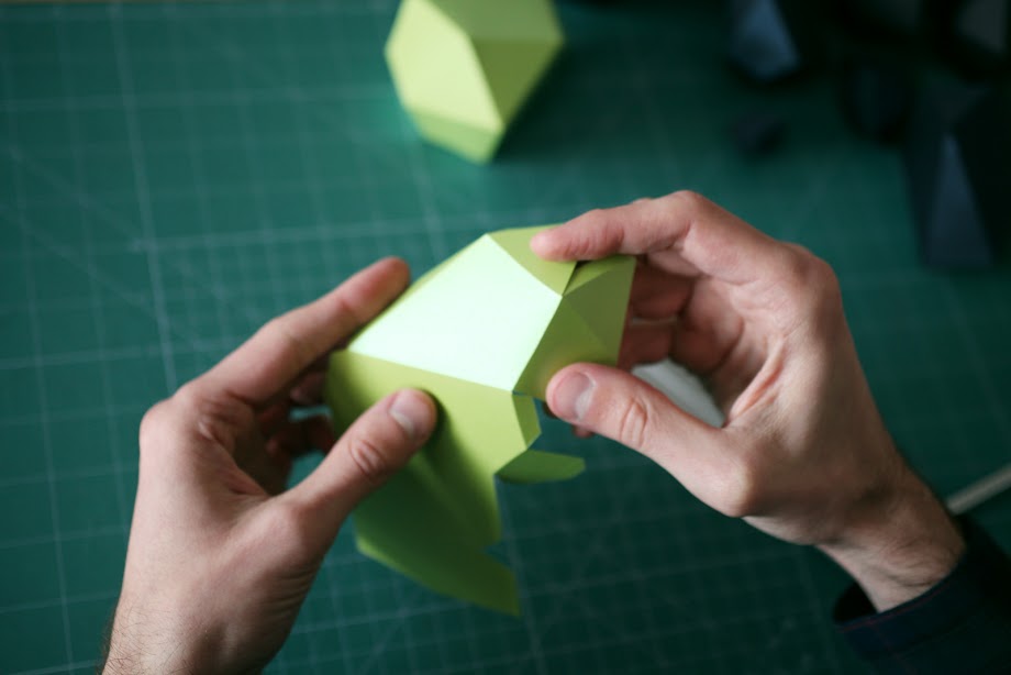 stopmotion stopframe handmade craft paper polygone tactile animation  papercraft handicraft