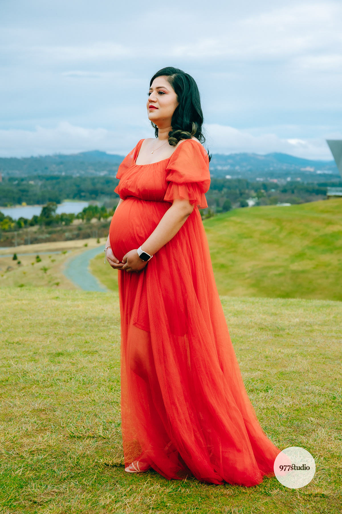 grass Outdoor maternity maternity photography photoshoot pregnancy portrait beauty family portrait
