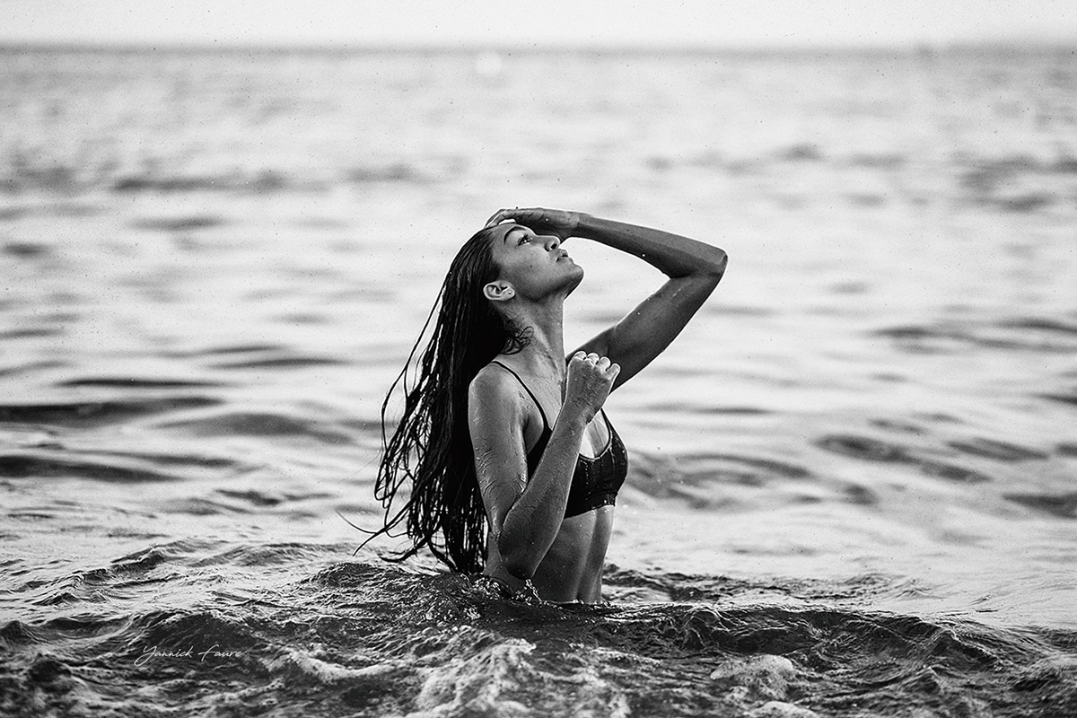 beach girl black and white beauty beach sensual