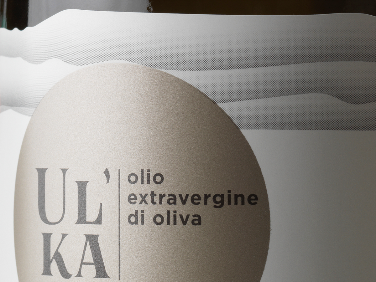 oil oil labels parovel italian oil trieste Carso oil packaging mountains hills nature oil