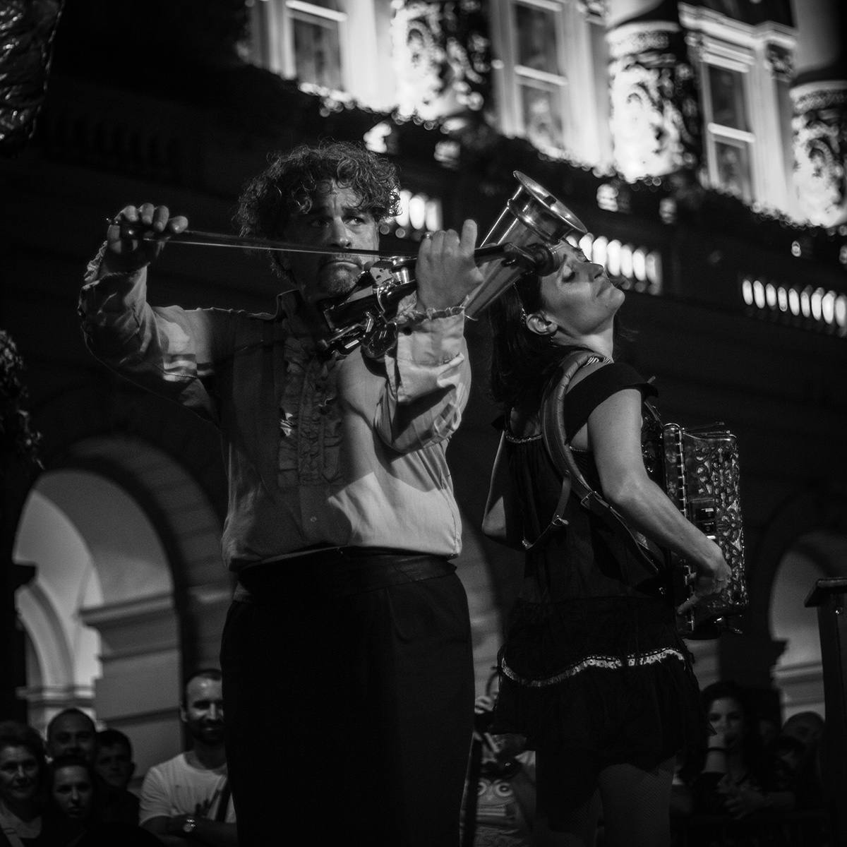 street photography Performers Novi Sad musicians music clown