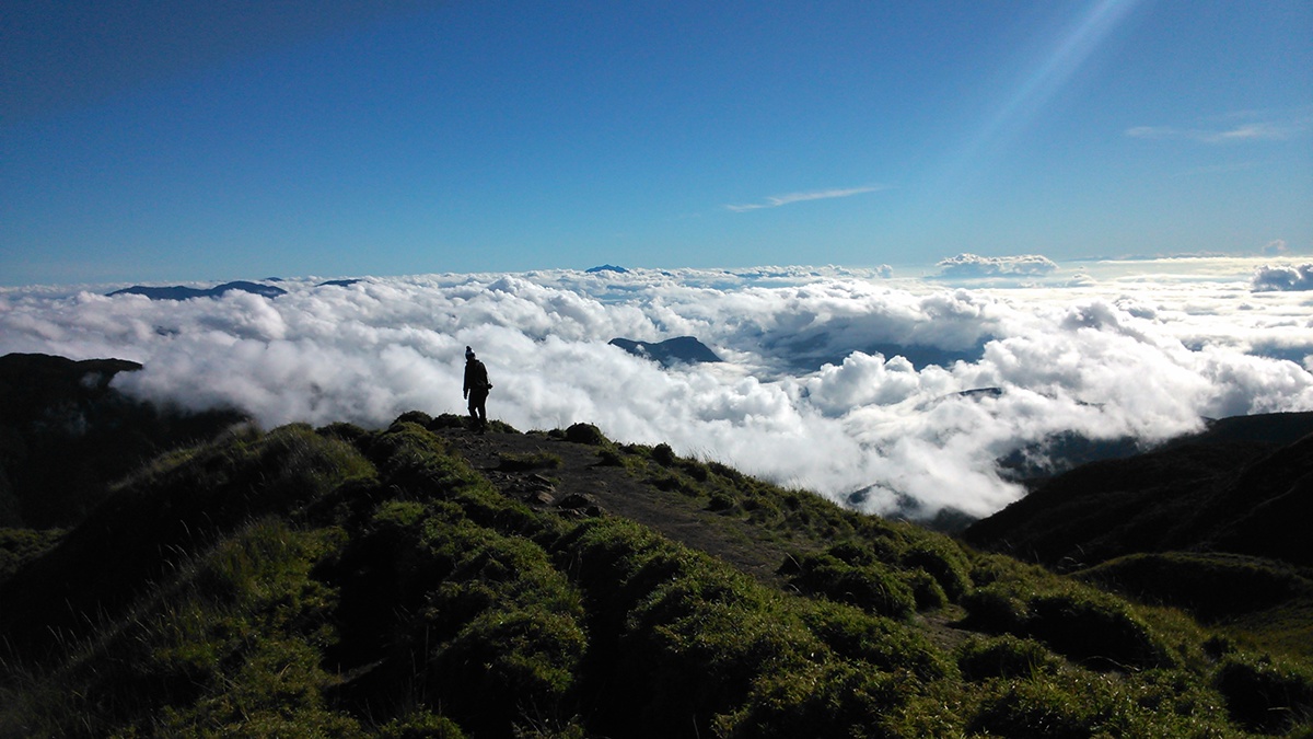 #MtPulag #adventure #clouds #upinthesky #hiker