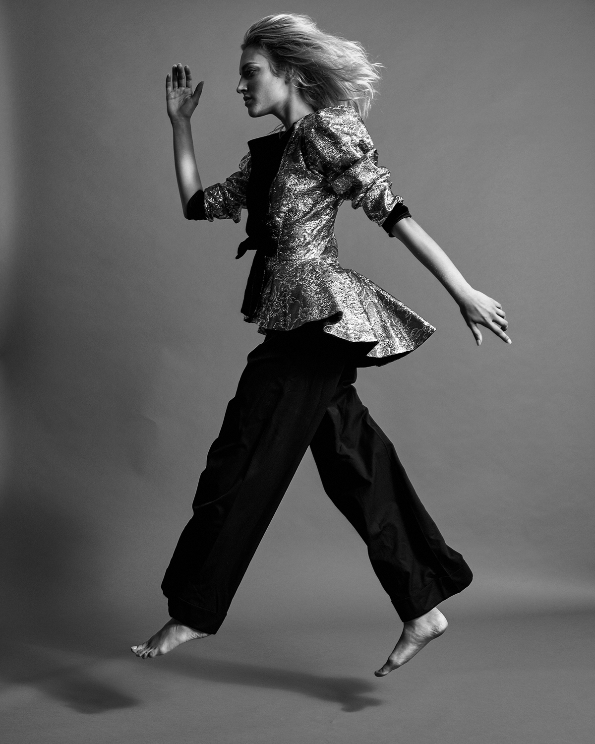 black and white Los Angeles Dulcedo fuji woman hollywood studio fashion photography portrait