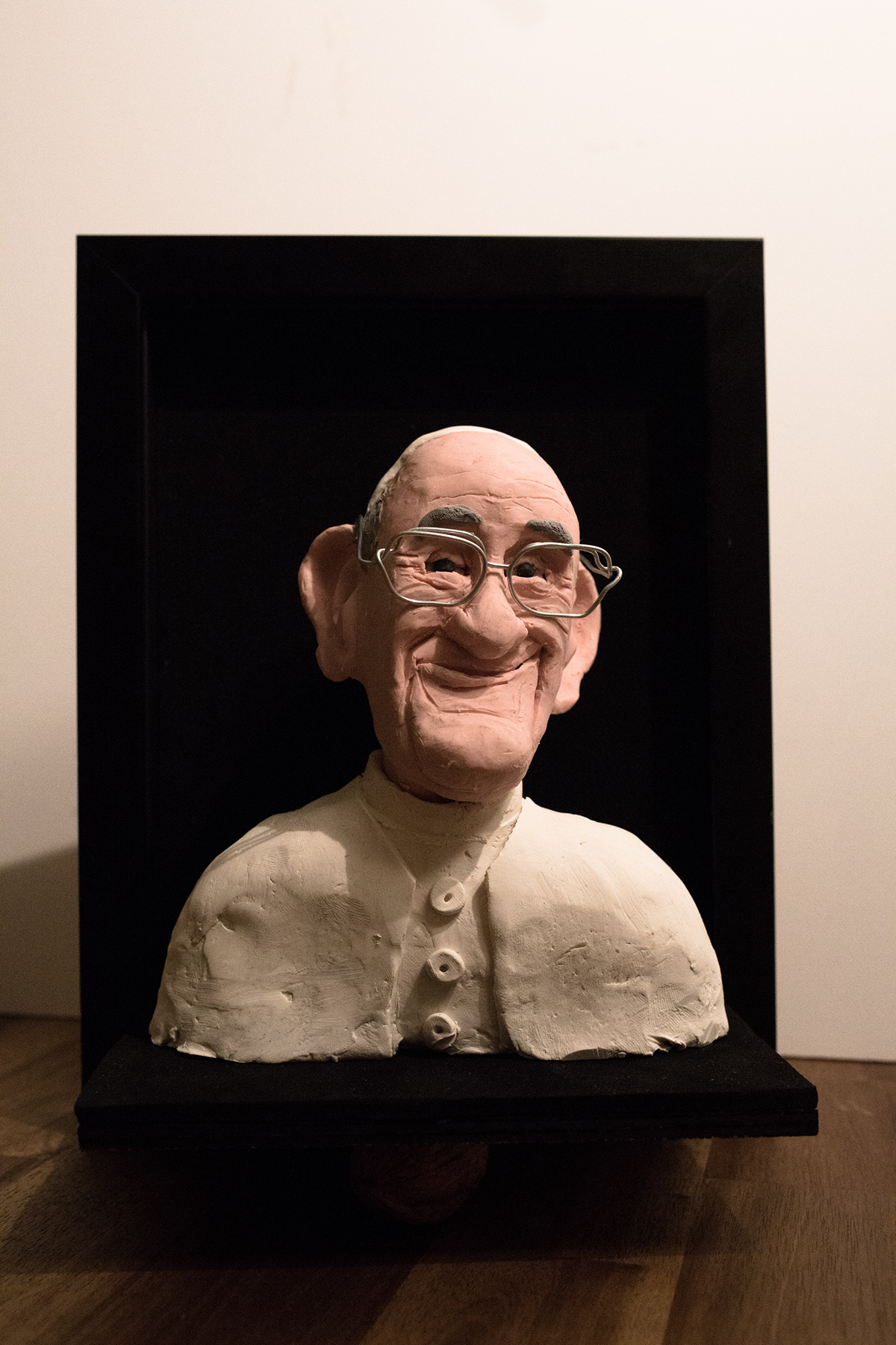 Pope Pope Francis Franziskus Plasticine smile figure clay statue