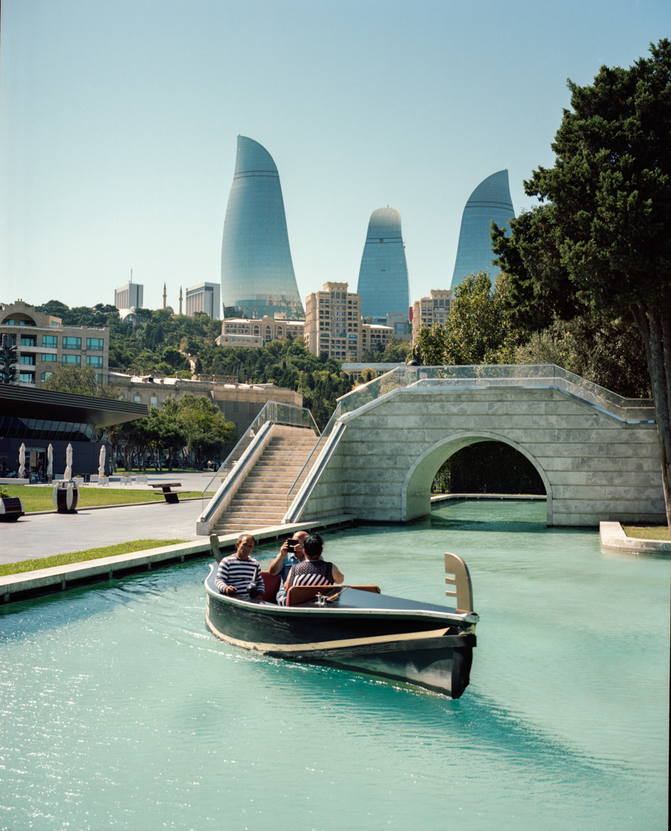 baku azerbaijan gentrification Urban city Documentary  FilmPhotography oil caspiansea