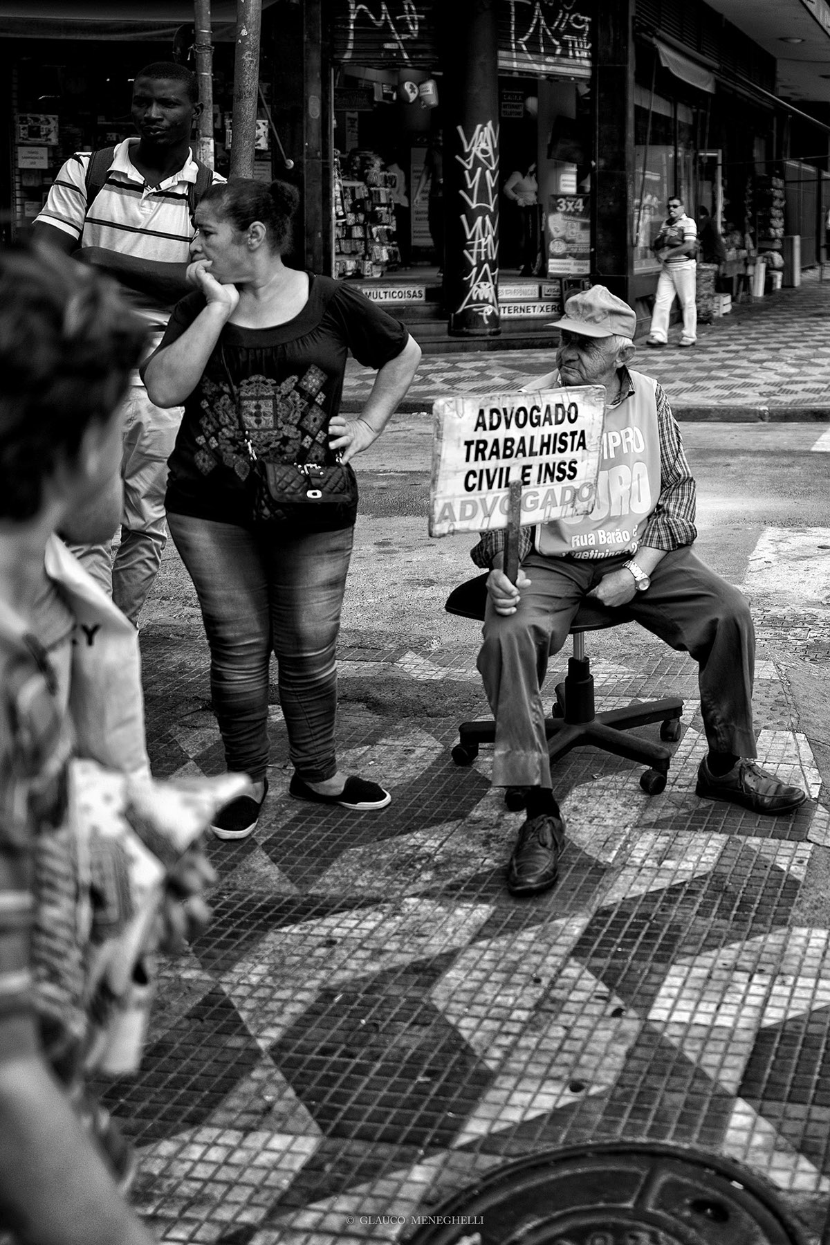 glauco_photo blackandwhite Brazil streetphotography bw glaucomeneghelli photo leicacamera