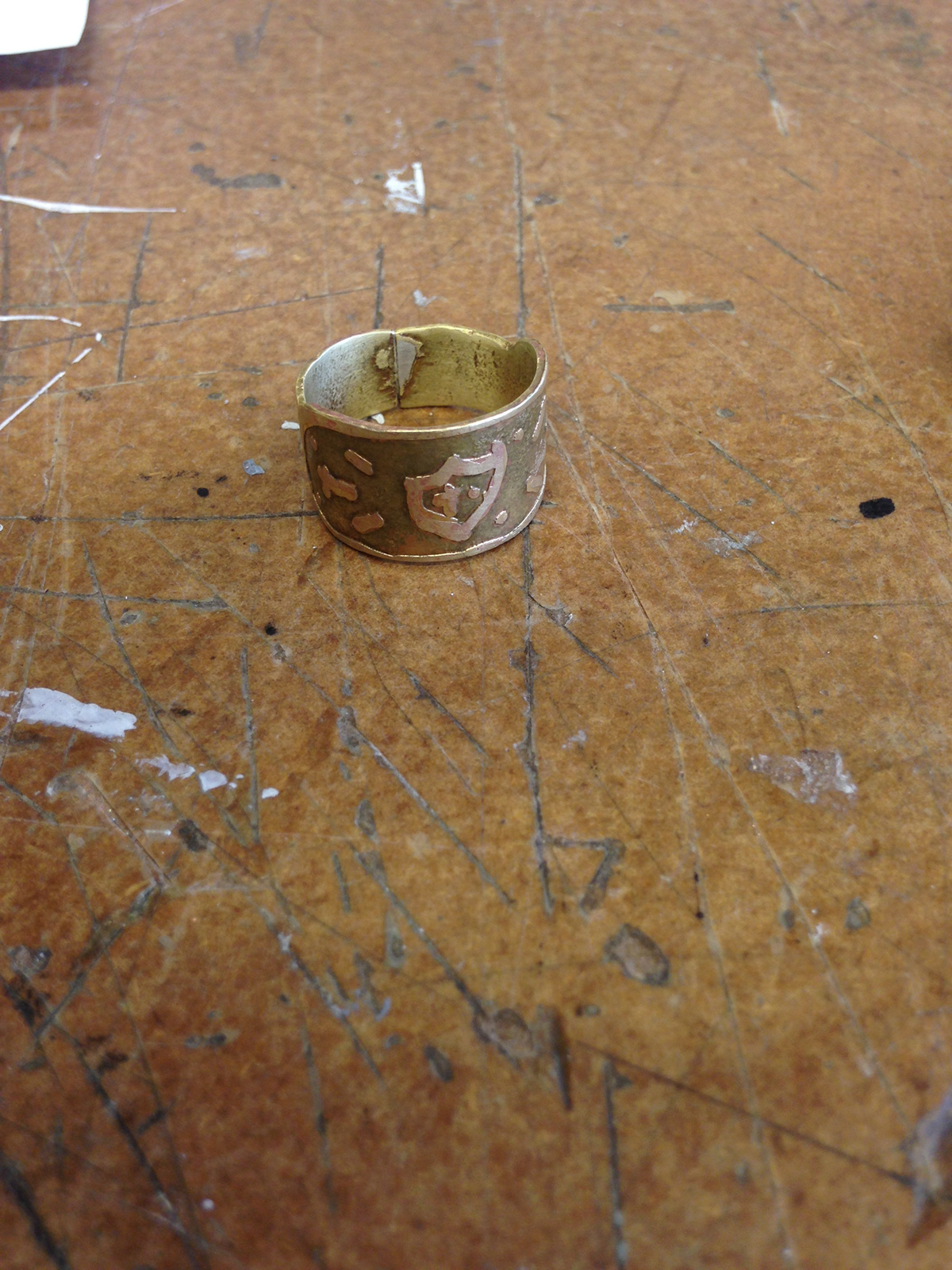 Metal working metals jewelry rings pendant brooch