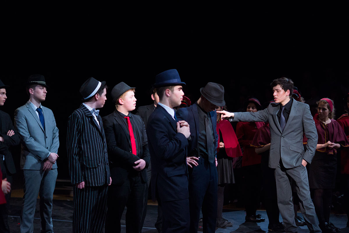 Theatre colour Stage peformance low-light Guys&Dolls guys dolls Musical