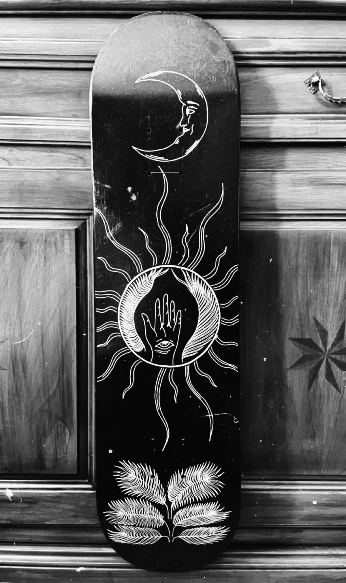 Plant Sun moon eye hand skateboard skate spitituality