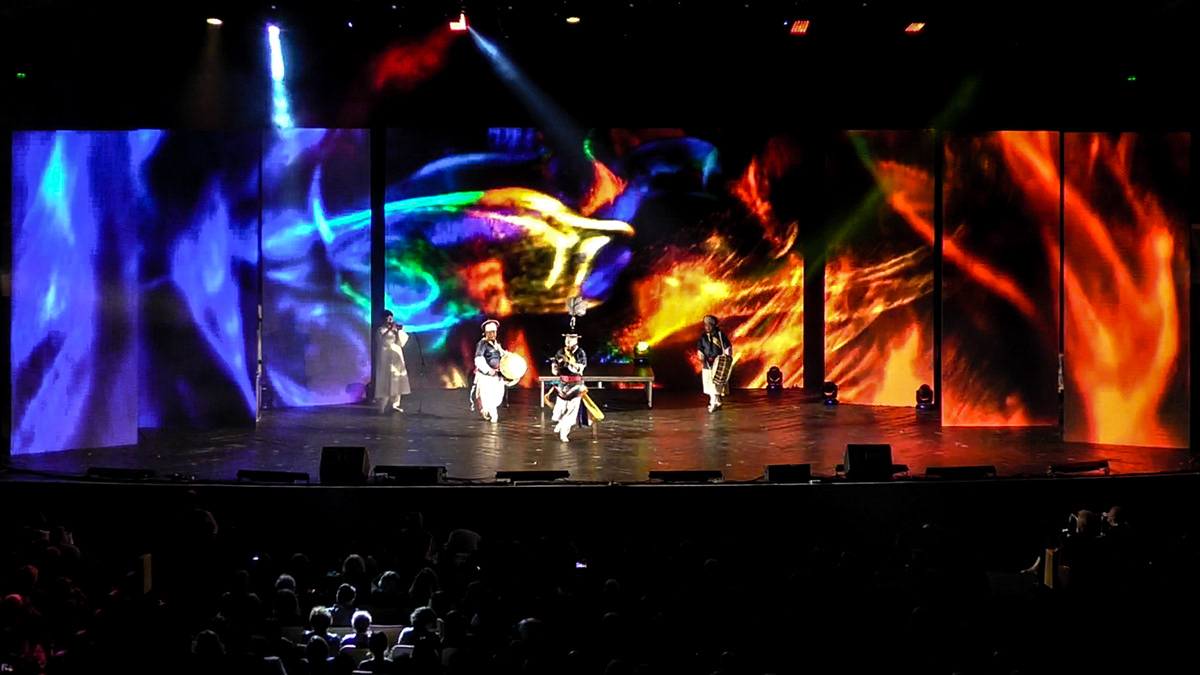 Adobe Portfolio Stage VJ Event STAGE DESIGN Performance motion graphics  interactive concert Musical