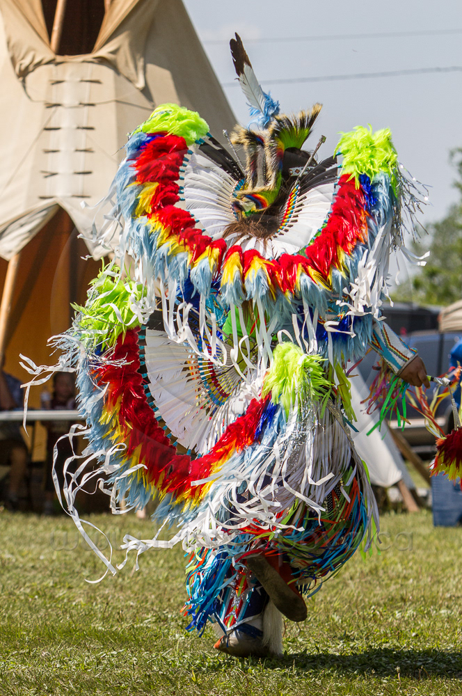 natives  DANCE  powwow walpole  first nations indians