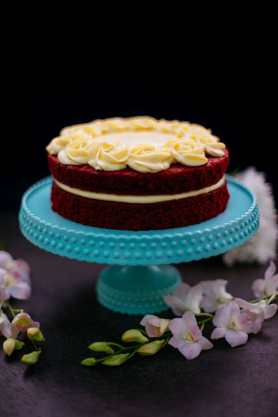 red velvet cakes wedding cakes