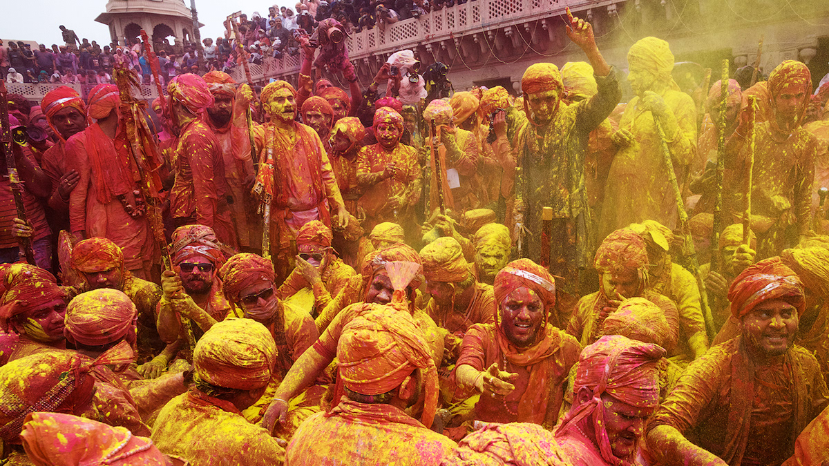 Adobe Portfolio colour festival holi India Travel krishna mathura Nandgaon temple