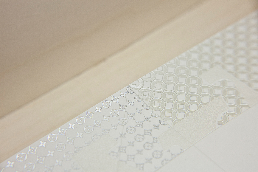 Louis vuitton  osaka Invitation papercraft silkscreen Diecut foil pantone dry print origami 