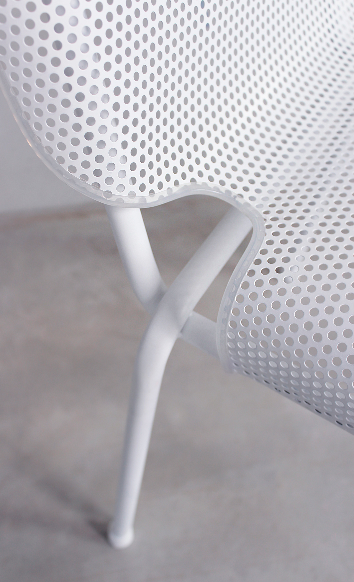 metal Feminin chair perforated Calligaris model rapid prototype soft Phoenix