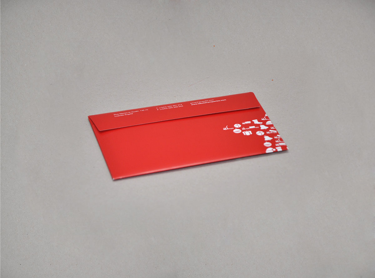Adobe Portfolio LABUTA TRANSPORTES brand communication bill-board Outdoor four-fold Christmas-card card antonio maia apartes