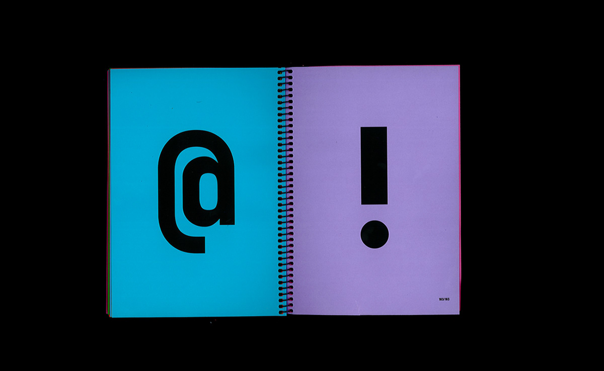 Typeface specimen typography   type tipografia font family binding Booklet