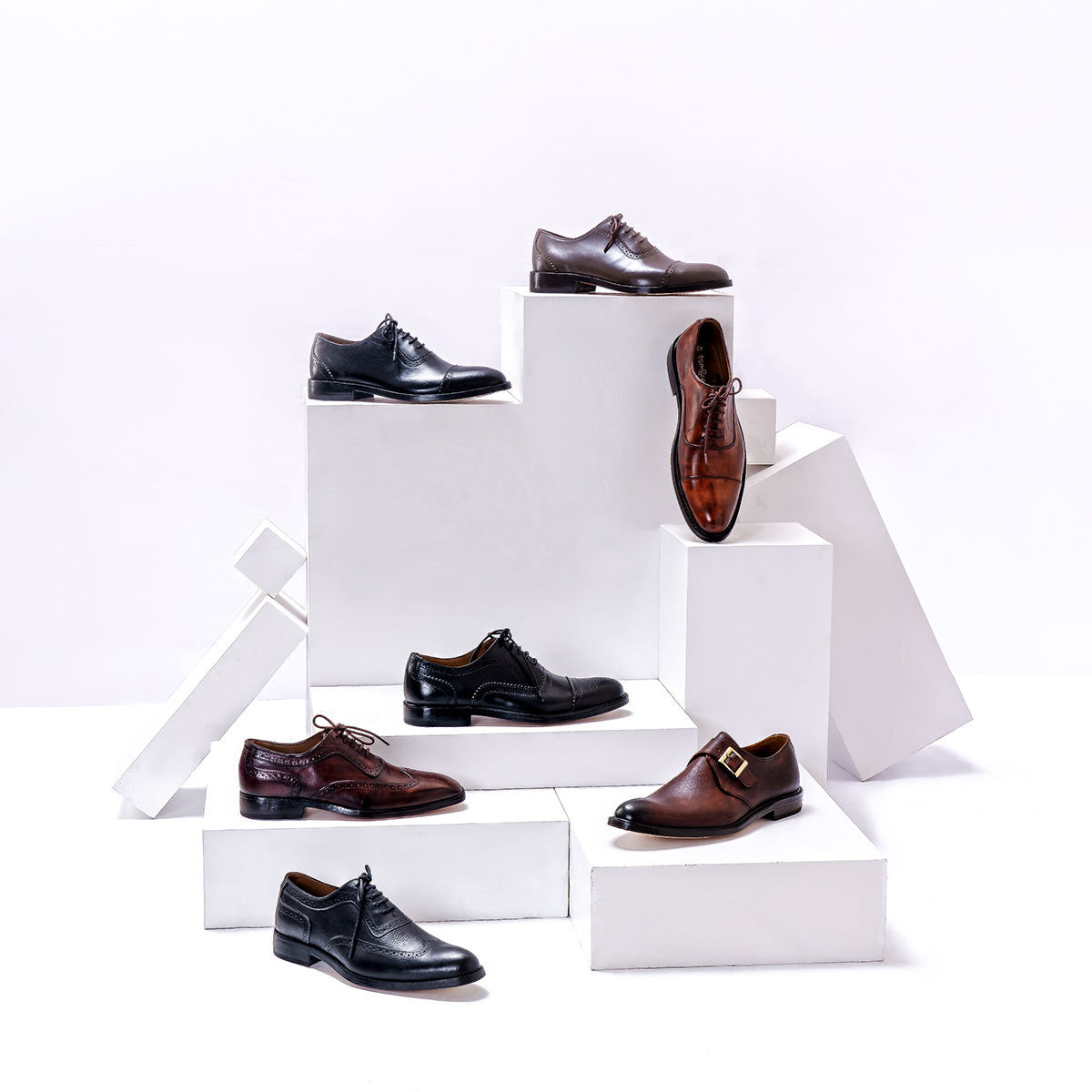 Product Photography commercial product design  shoes photography  leather shoes Creative Photography lighting Production