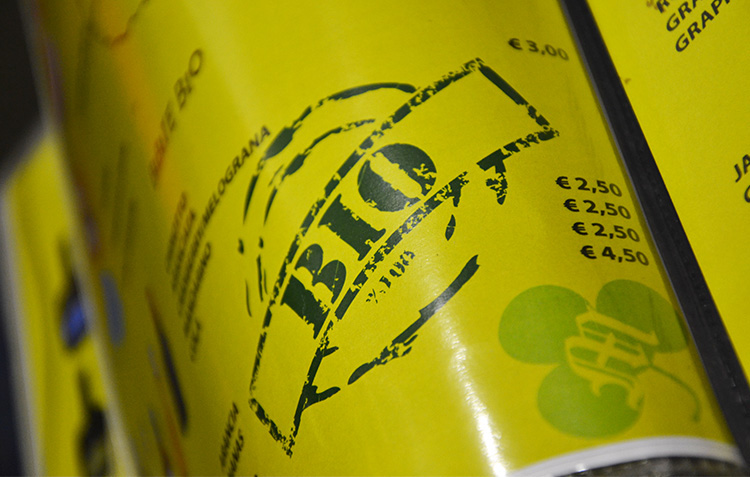 brand profile pub design identity graphic Food  beer Creativity menu gourmet company irish shirt guinness