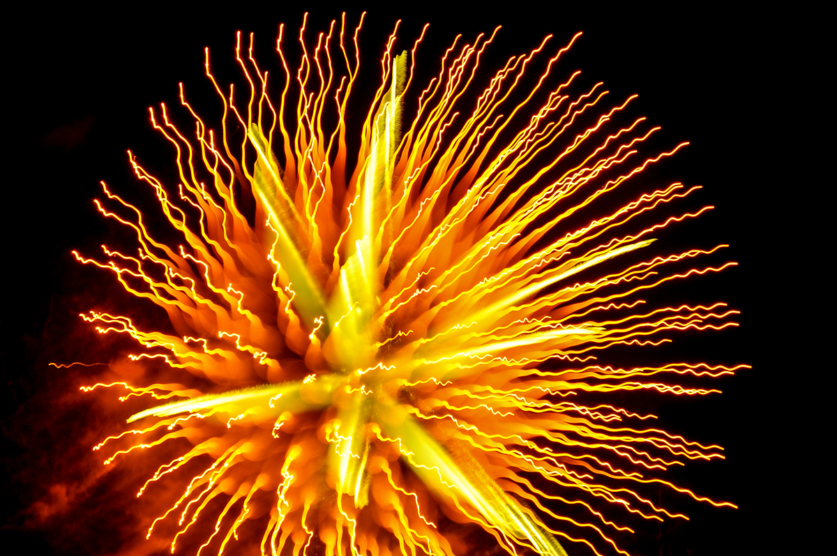 pyrotechnic fireworks long exposure light painting pyromusical philippines