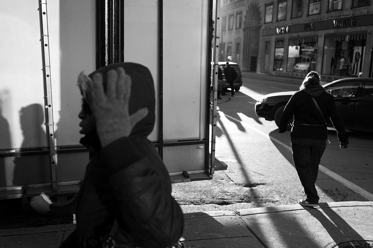 street photography  montrea  quebec  canada subway alleys Documentary  Leica m9 photo black and white buildings people  portraots life evryday