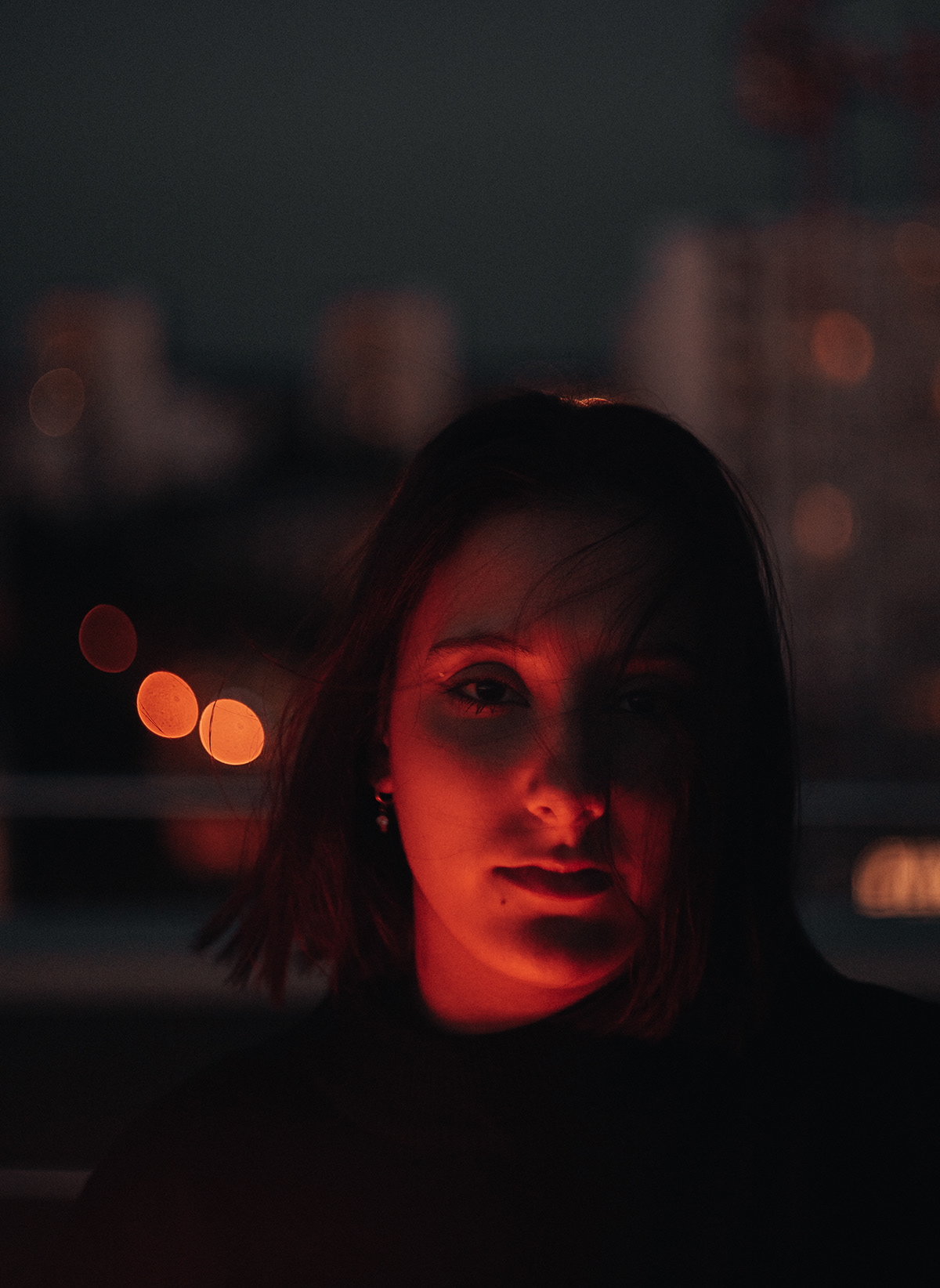 portrait Photography  photoshoot photographer rennes france rooftop Toit redlight