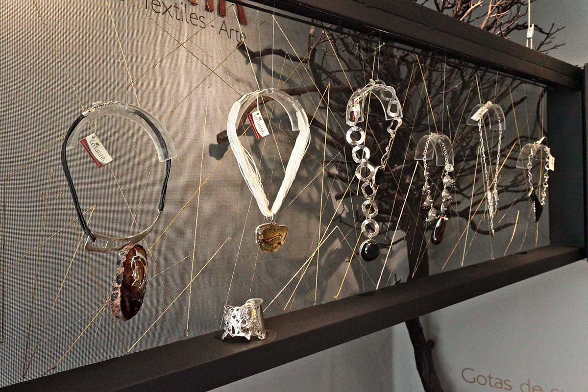 Cotantik co'tantik Amber ambar plata silver joyeria jewelry Guadalajara Mexico polanco mexico city black sand Ethnic