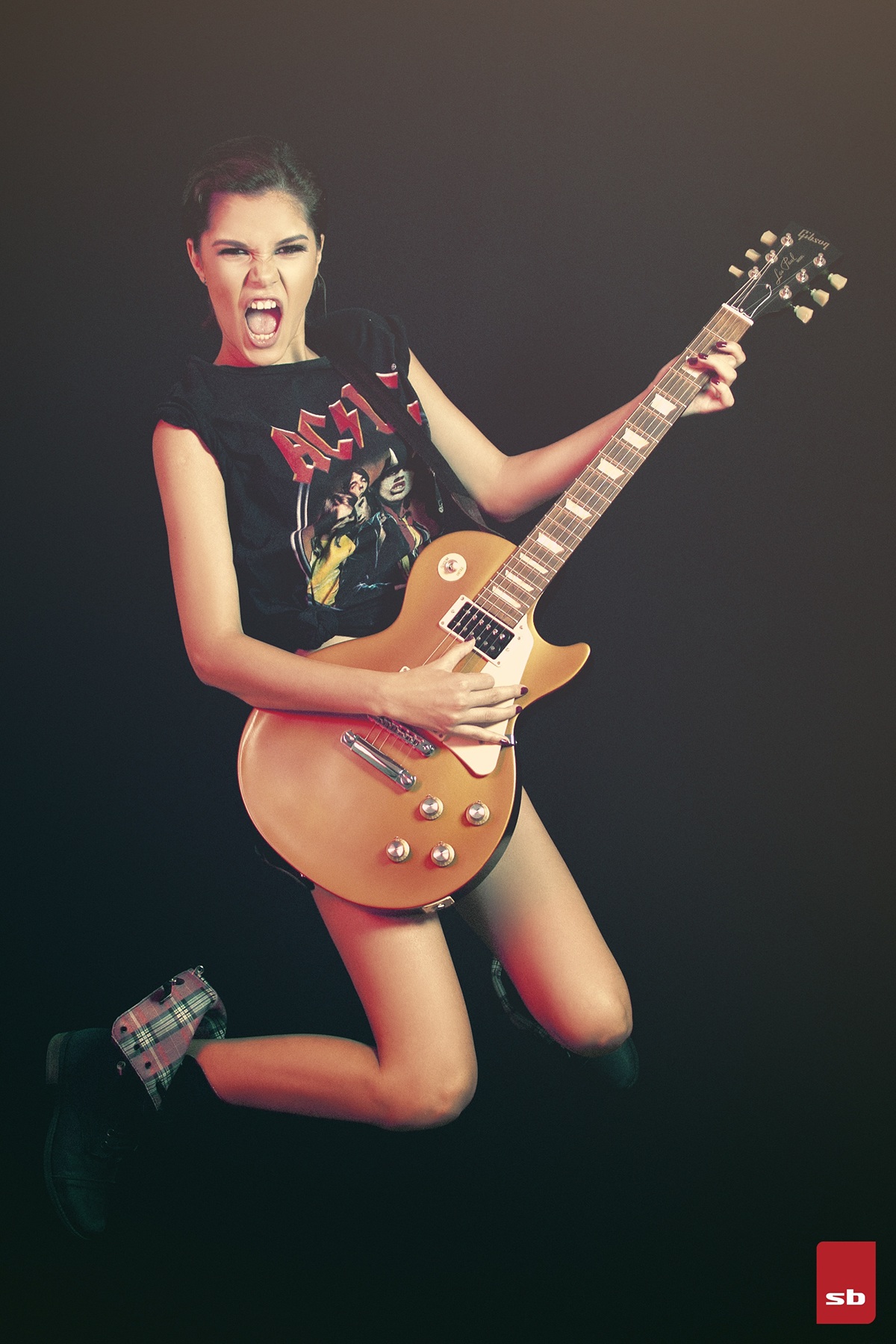 guitar gold Gibson rock girl guns