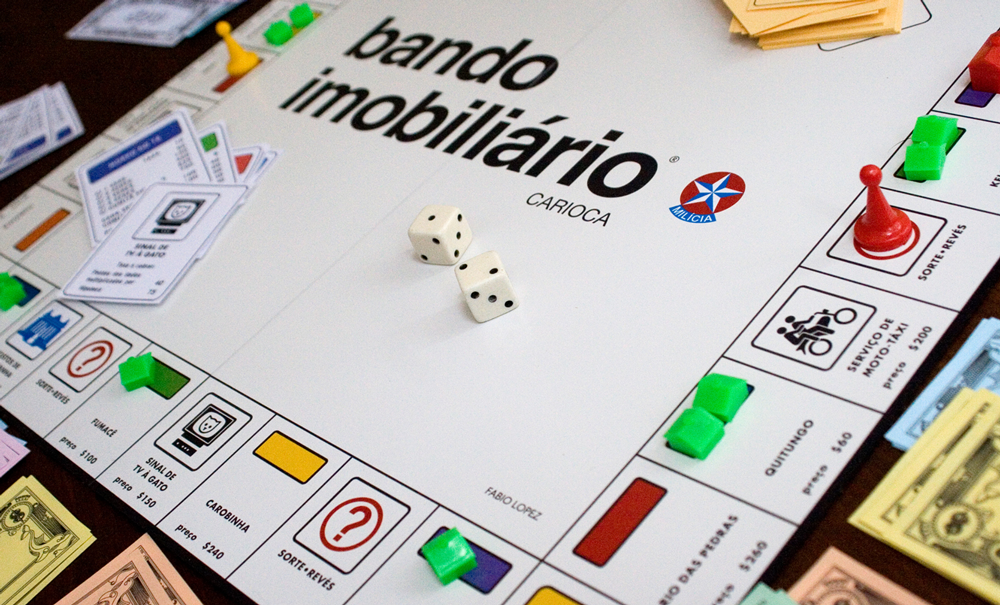 game Jogo de Tabuleiro critica guerrilha Monopoly card board games Rio de Janeiro violencia SEGURANÇA PÚBLICA cidade rio