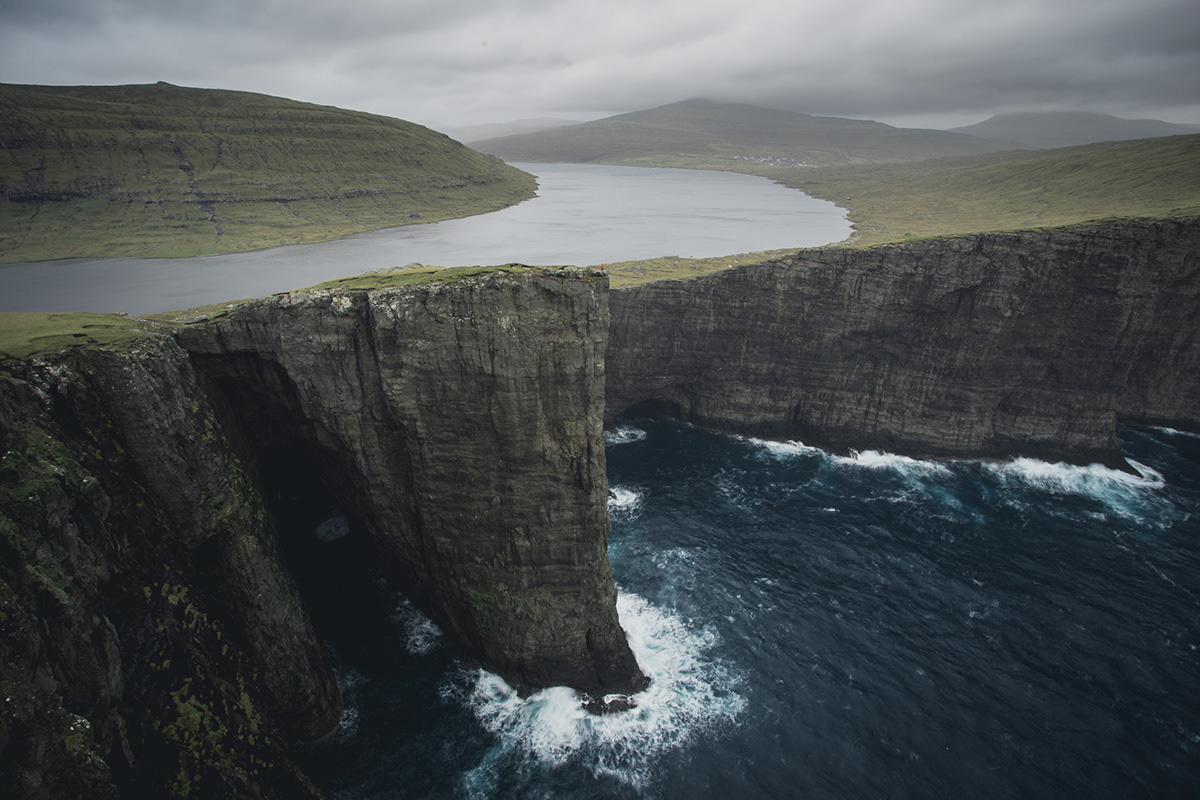 adventure Photography Landscape Editing digital photogrpahy outdoors mountians Ocean atlantic faroe islands