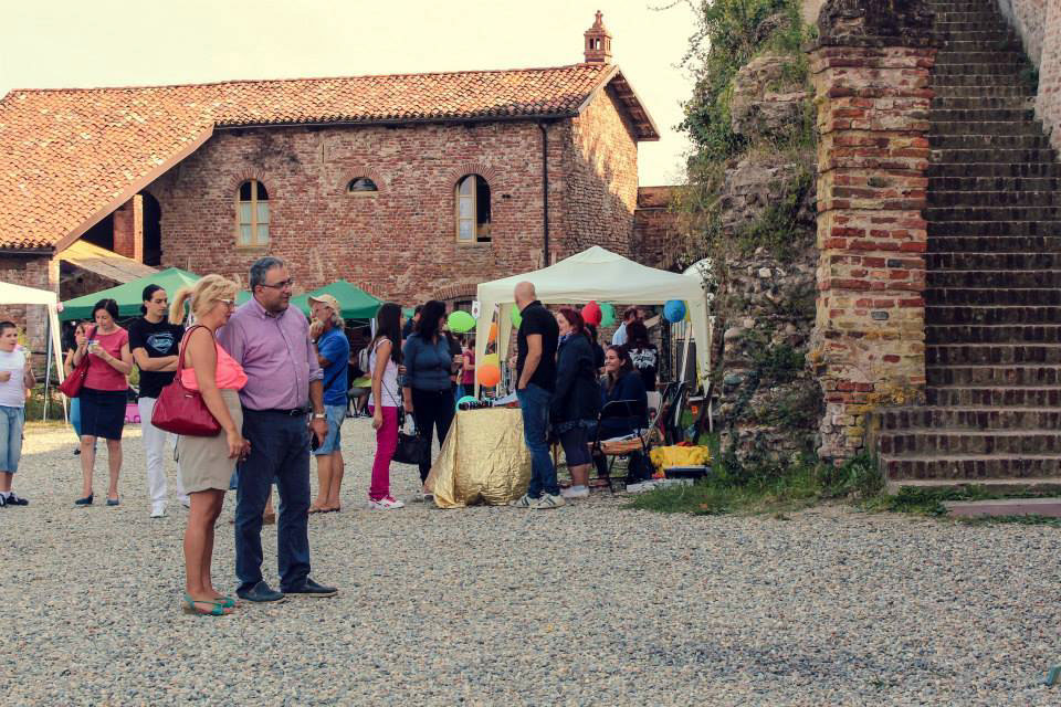 play game cultur history Savoia Castle medieval VI charity