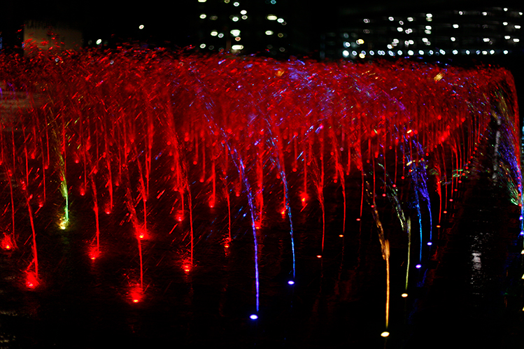fountain animated motion water kings cross csm Granary Square