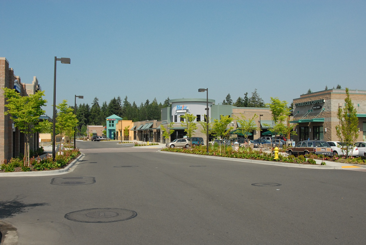 Retail shopping center Main Street design