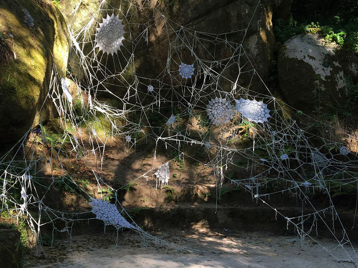 lace doily Street Art  land art site specific sintra peña rubber