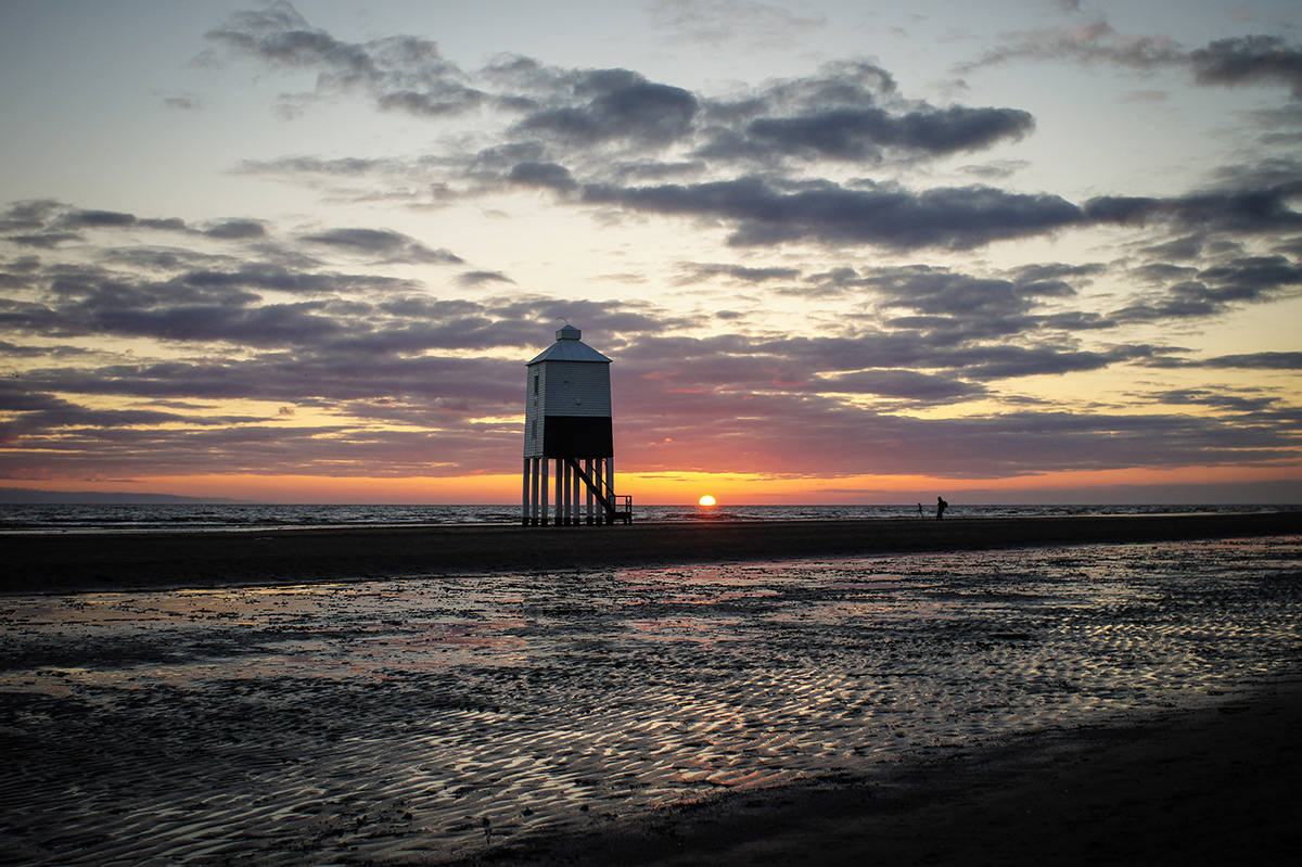 brent knoll somerset burnham on sea beach lighthouse sunset SKY