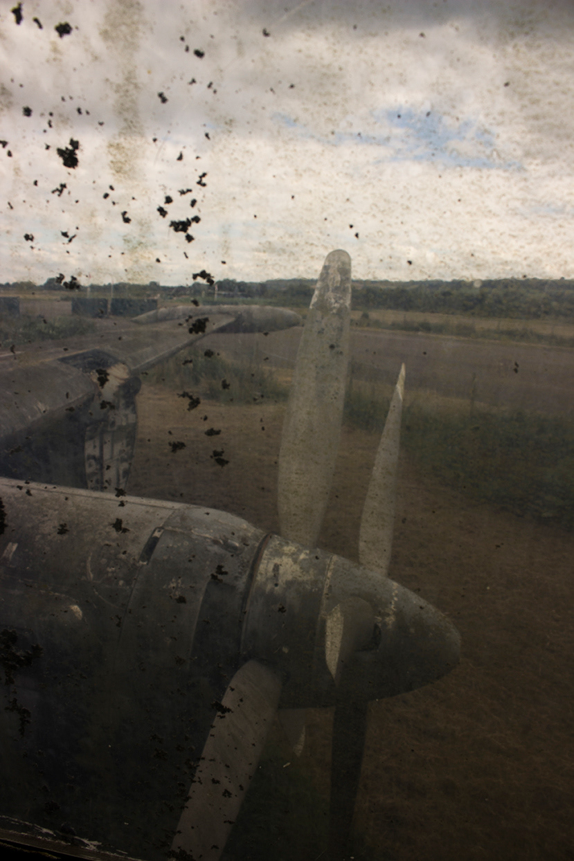 plane photo urbex abandoned explore outside history wartime ruins decay vintage detail