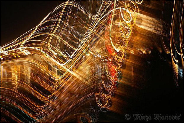 Painting MUSIC with Light ARTIST Mirza Ajanovic MOTION Photography Rhythm and Movement Painting Music of light Visual expression of music in Photography ART Avant-garde painting with light Motion Art Perception beyond Appearances MIRZA AJANOVIC Fine ART Photography Limited Edition Prints