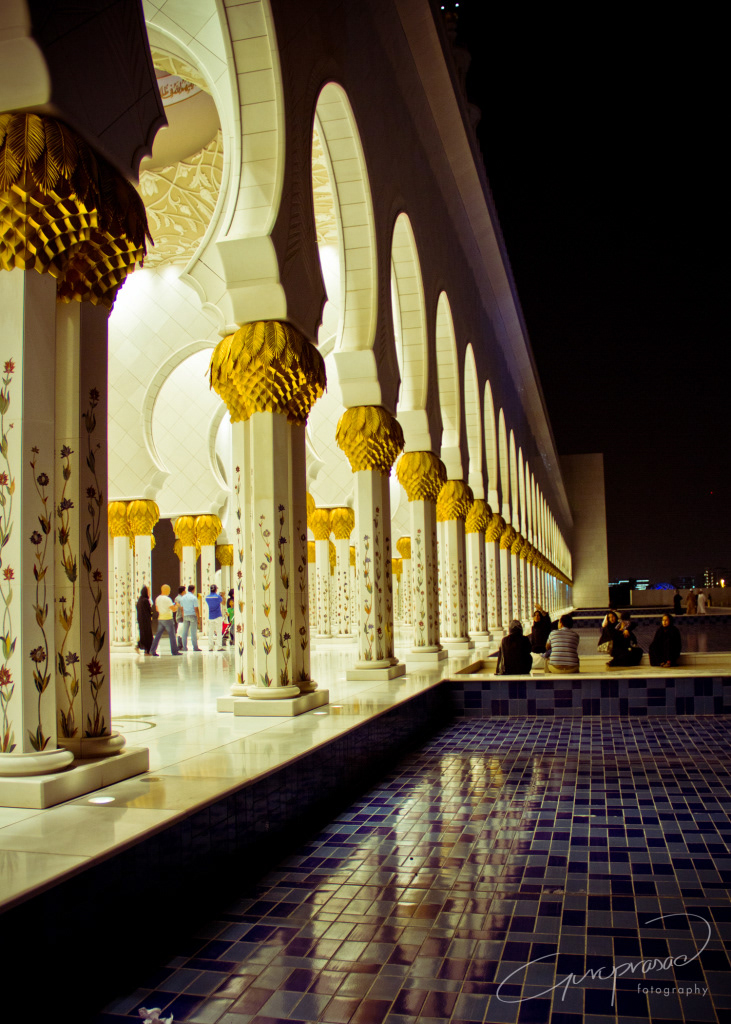 Sheikh Zayed Mosque Abu Dhabi mosque United Arab Emirates