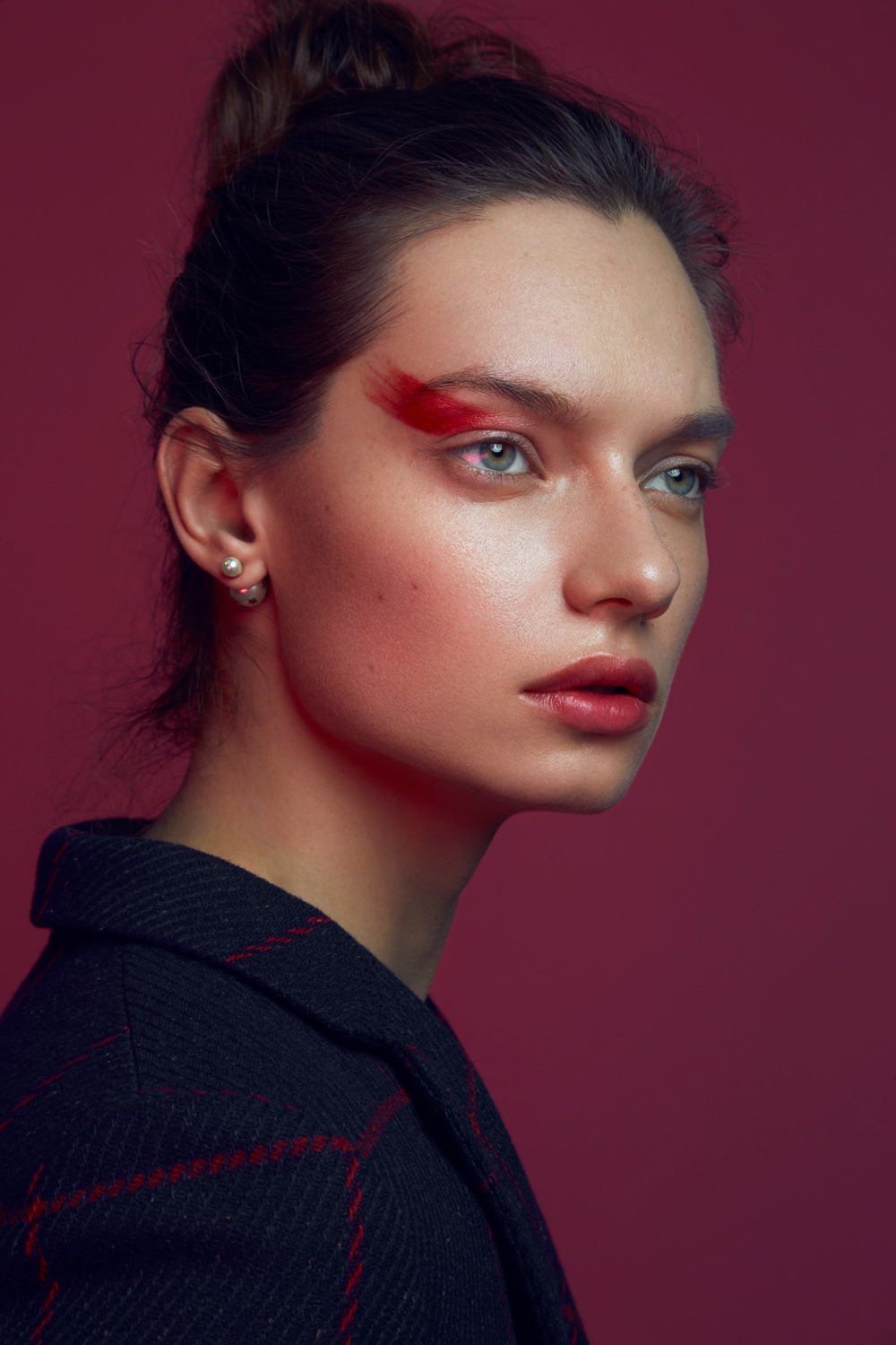 high end retouch editorial Dior magazine vogue beauty retouch skin retouch MUA