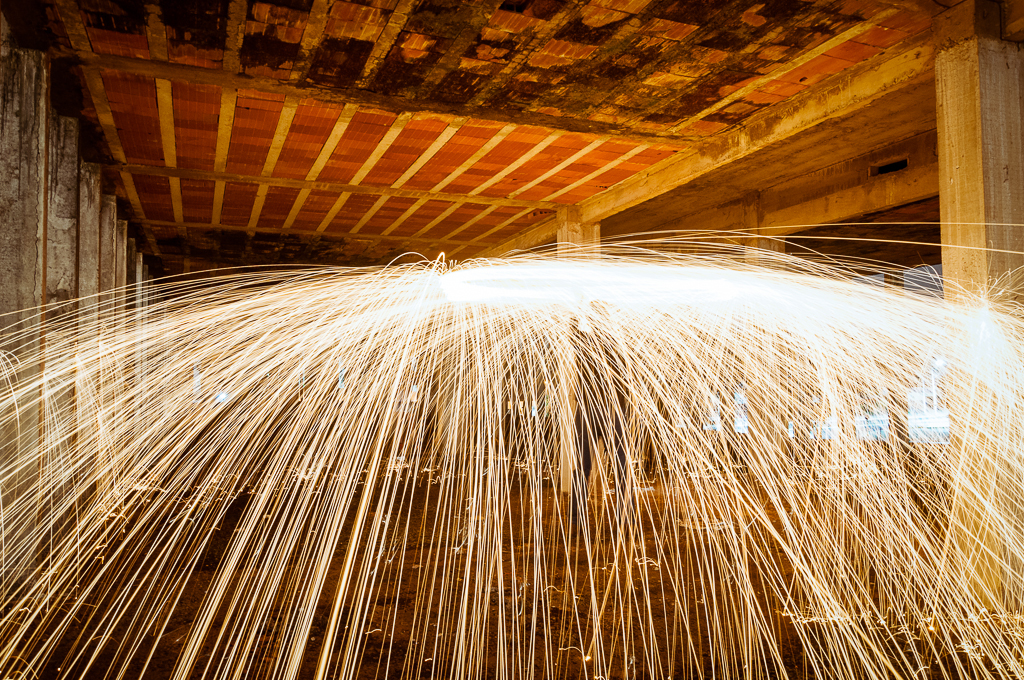 bauru Brazil steel wool burning night building lightpainting light painting fire