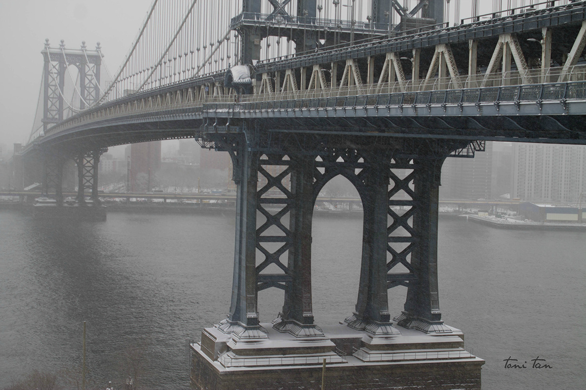 winter snow snowstorm Brooklyn New York new york city Dumbo Brooklyn Bridge