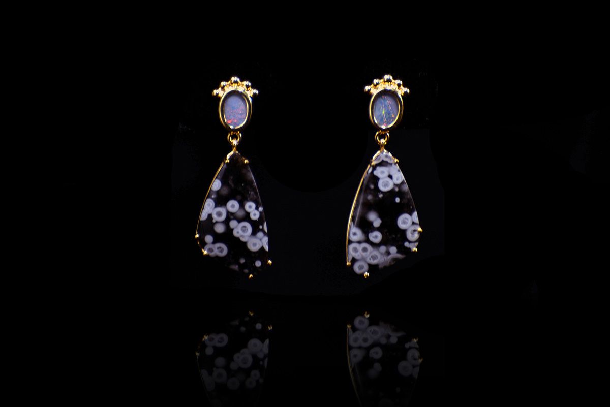 gold jewelry Kuwait MHA muneera moon Space  Gems opal diamond  pearls headpiece Necklace earrings ring