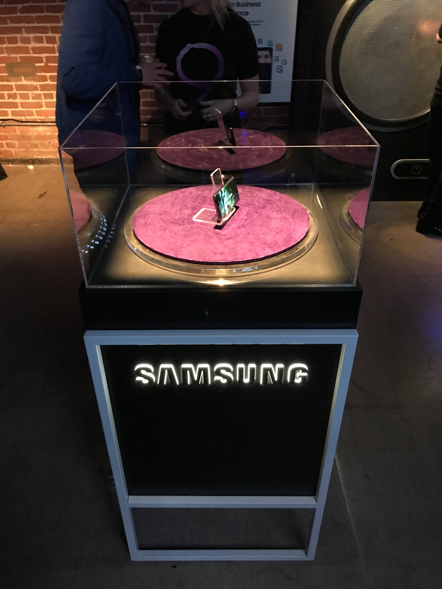 Samsung gs9 Galaxy S9 phone party Live Event Los Angeles bar marketing   experiential marketing