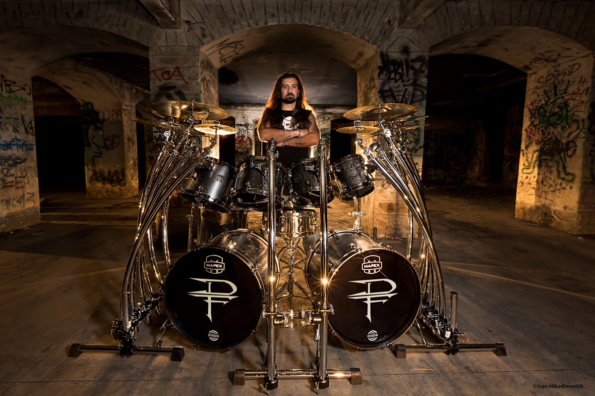 dragonforce gee anzalone drum drummer flame fire metal death burn Italy