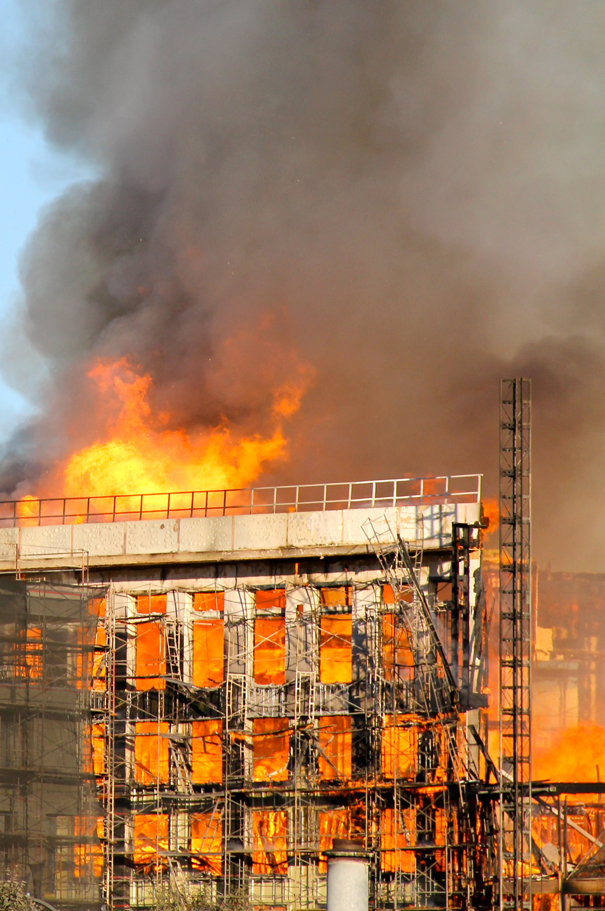 san francisco fire faces Reactions shock Flames
