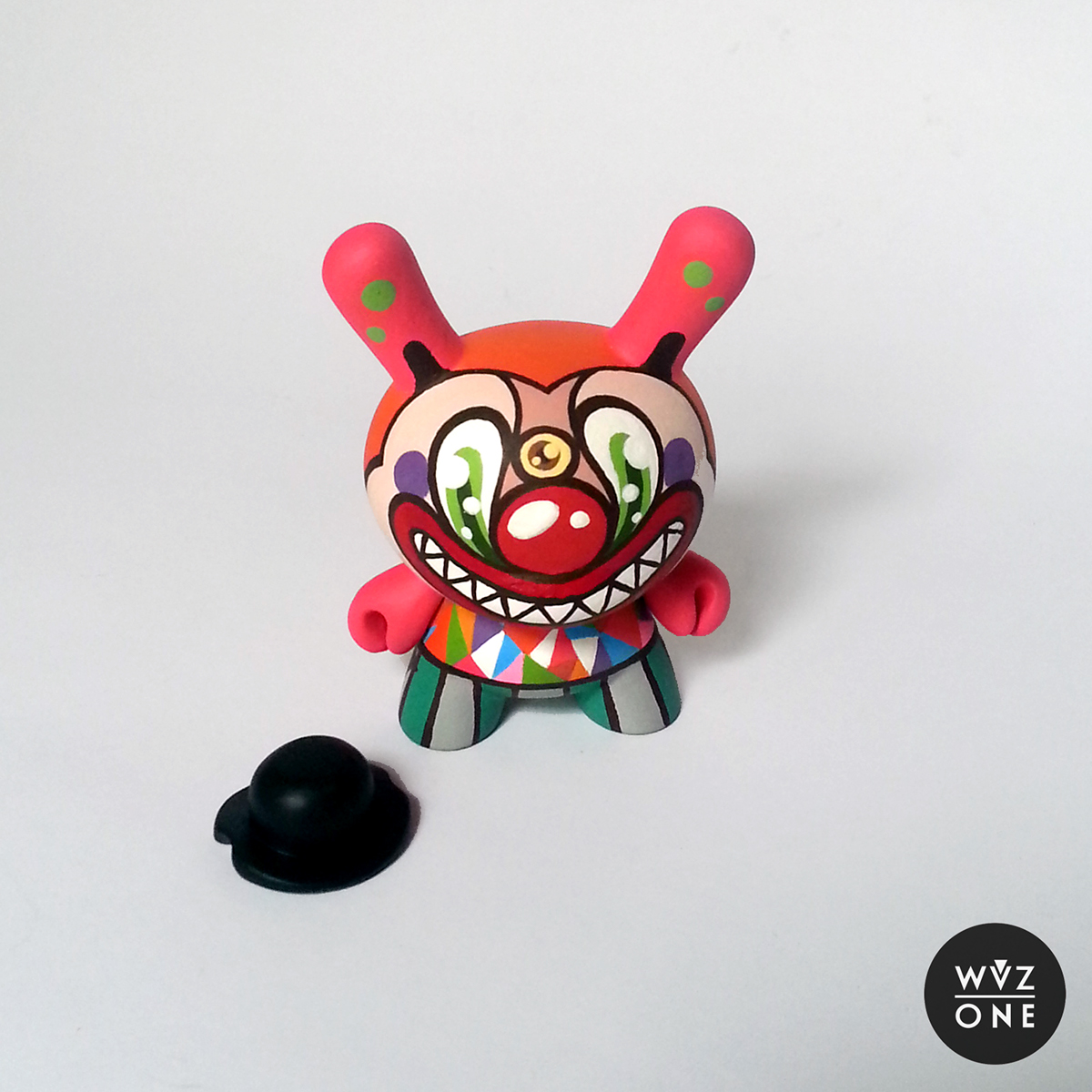 Wuzone clown Dunny Kidrobot Munny artoy vinyl DIY design toy handmade commission Custom